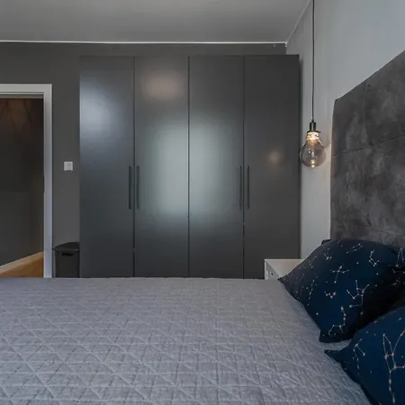 Apartment Modern & Stylish 1bd In Lozenets Sofia